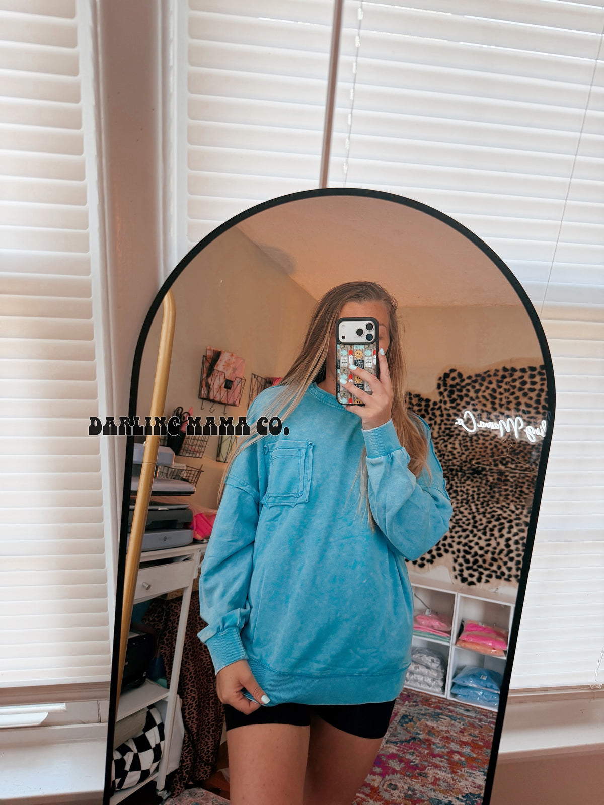 (RTS) Blue Acid Wash Crewneck W/ Pockets