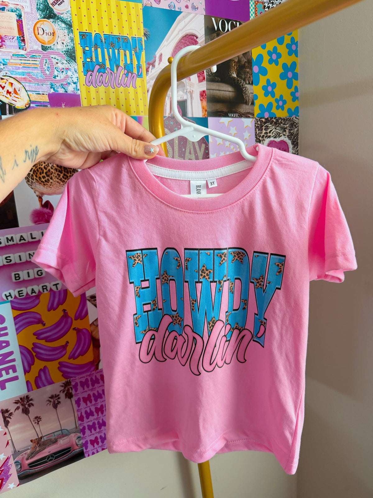 (RTS) 3T howdy darlin tee